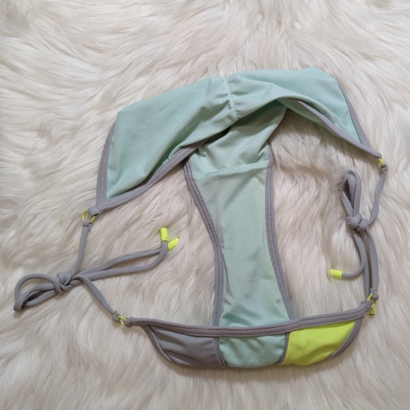 Victoria's Secret The Teeny Bikini La Route Petite Culotte Bikini Bottoms // S - Picture 3 of 4